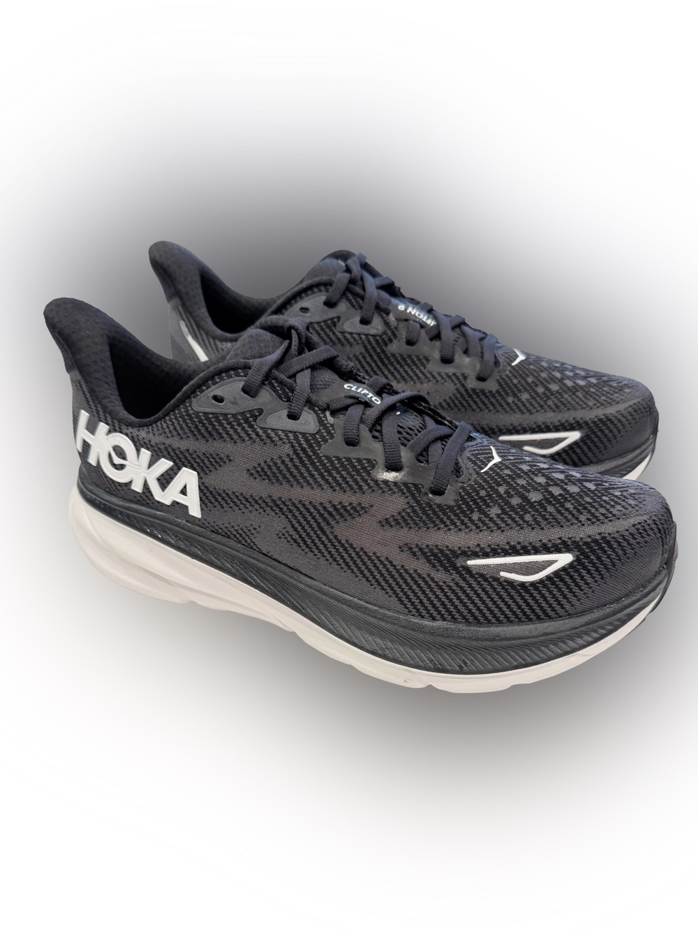 Hoka Clifton 9 Men’s Black White Running Shoes / Sneakers Sz 7.5 Wide NEW